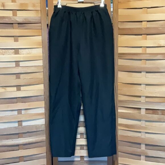 Alfred Dunner Black Straight Leg Pants Women 14P Elastic Waist Polyester Trouser - Picture 1 of 7